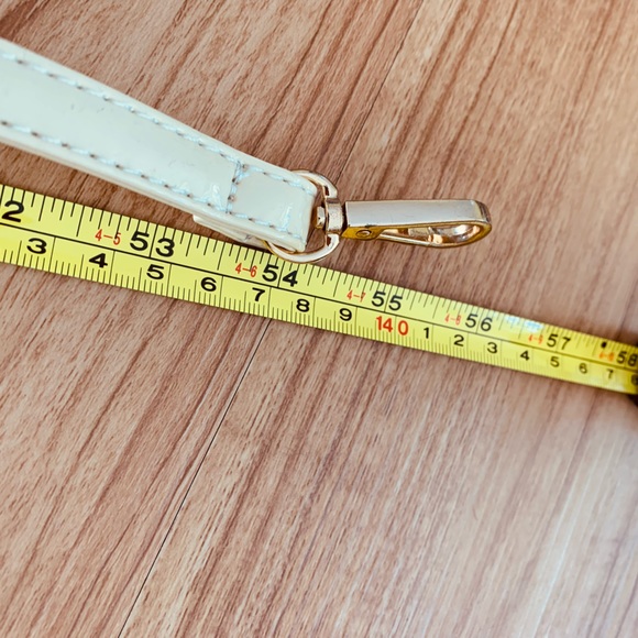 **HP 2Xs** NWOT beautiful pink/white polka dot purse/wristlet - Picture 14 of 14